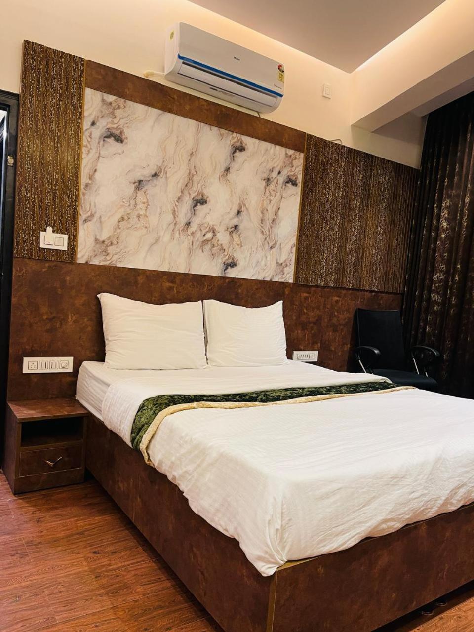 The Taaj Inn Bangalore Luaran gambar